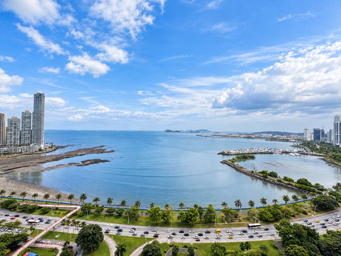 Apartamento de Lujo Frente al Mar en YOO Panamá | Avenida Balboa | 2 Recámaras - Imagen 7