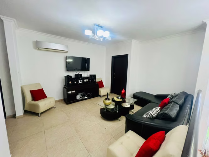 Casa en venta en Altos de Panamá debajo de precio de avalúo - Imagen 8