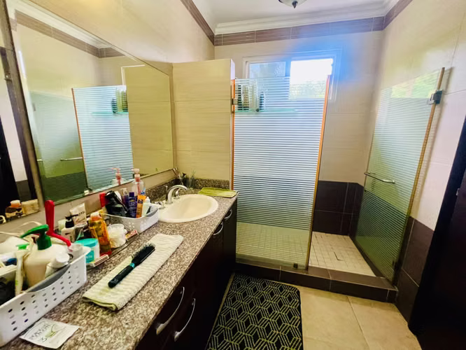 Casa en venta en Altos de Panamá debajo de precio de avalúo - Imagen 12