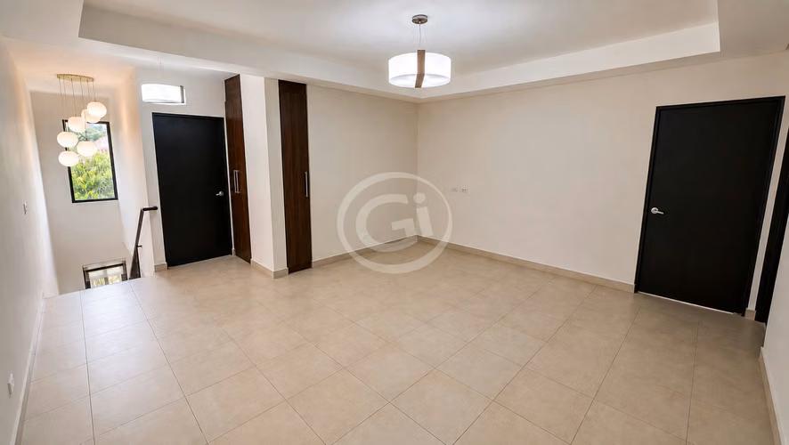 Venta Casa Embassy Club TownHome Cerca Area Social Clayton - Imagen 12