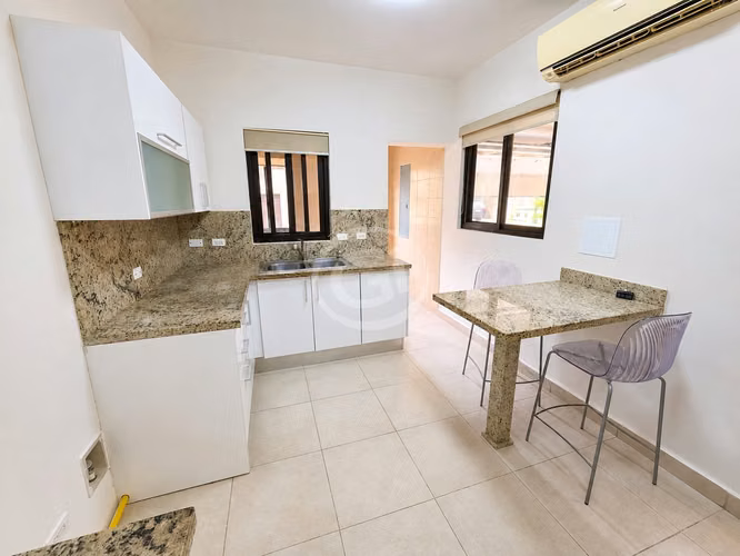 Venta Casa Embassy Club TownHome Cerca Area Social Clayton - Imagen 9