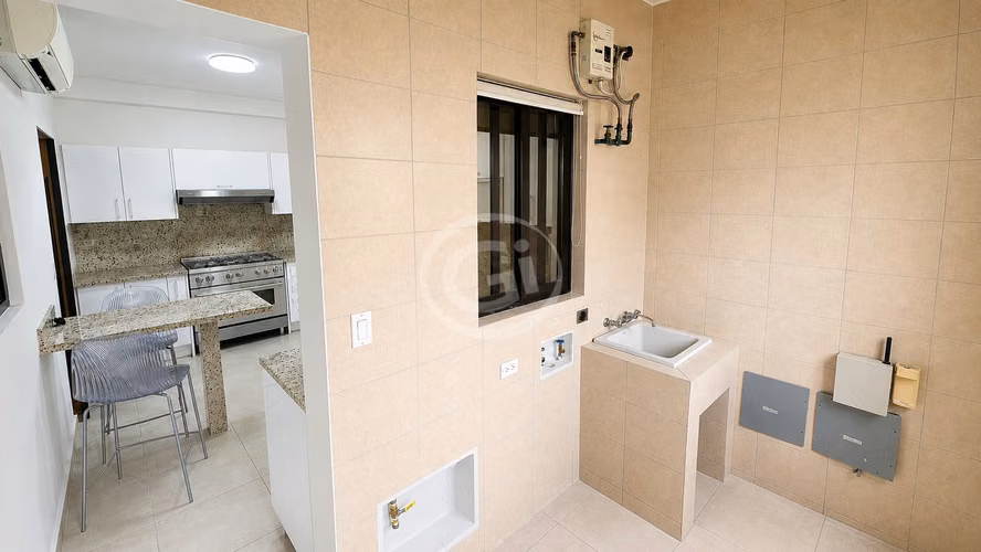 Venta Casa Embassy Club TownHome Cerca Area Social Clayton - Imagen 10