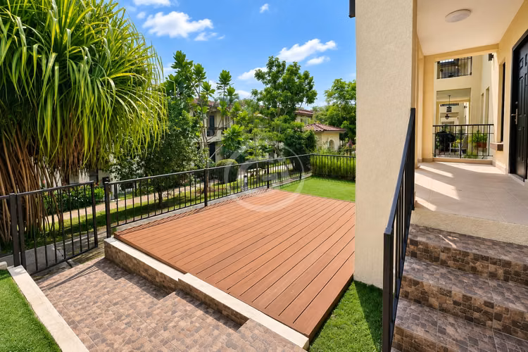 Venta Casa Embassy Club TownHome Cerca Area Social Clayton - Imagen 3
