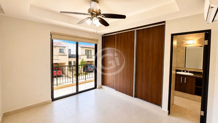 Venta Casa Embassy Club TownHome Cerca Area Social Clayton - Imagen 19