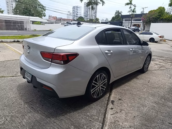 KIA RIO 2019 AUTOMATICO - Imagen 7
