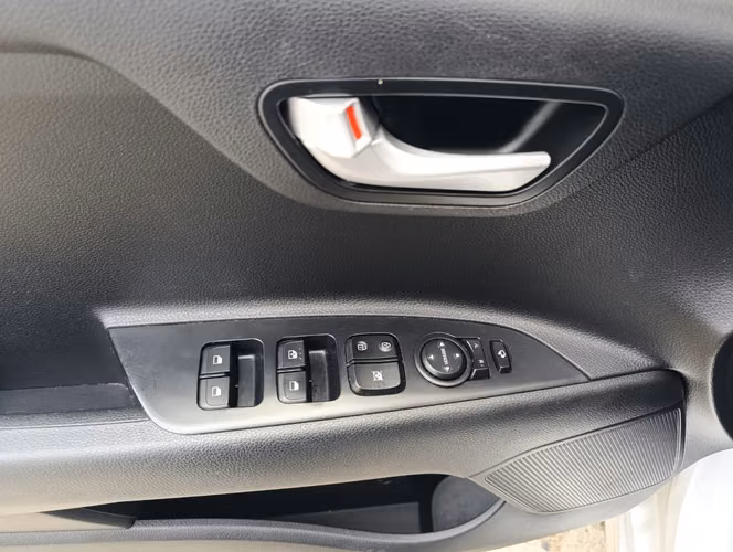 KIA RIO 2019 AUTOMATICO - Imagen 13