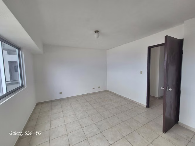 VENTA DE APARTAMENTO EN PH PARK VIEW - PRECIO NEGOCIABLE - Imagen 8