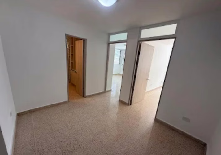 ALQUILER-¡AMPLIO Y REMODELADO APARTAMENTO EN PH DON ENRIQUE! - Imagen 7