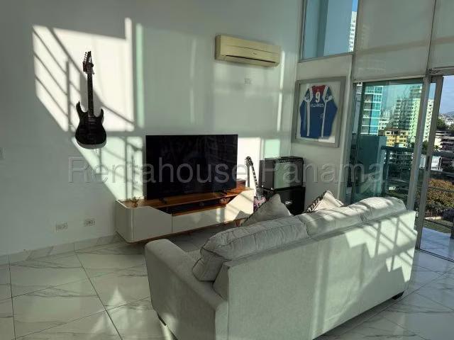 Se vende hermoso LOFT de 121 mts en El Cangrejo - Imagen 2