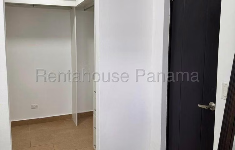 Se vende hermoso LOFT de 121 mts en El Cangrejo - Imagen 9