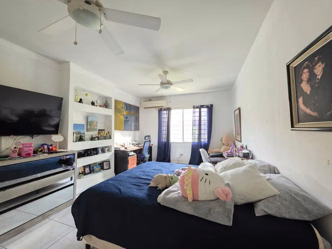 VENTA DE CASA EN URB. CASTILLA DE ORO, ALTOS DE PANAMA - Imagen 12