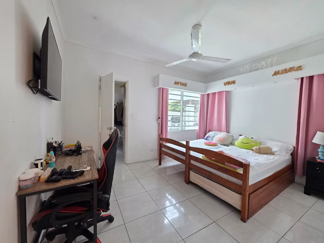 VENTA DE CASA EN URB. CASTILLA DE ORO, ALTOS DE PANAMA - Imagen 10