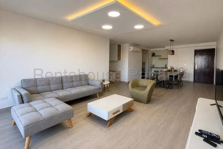 J1374GRR Alquiler de Apartamento en Bellavista