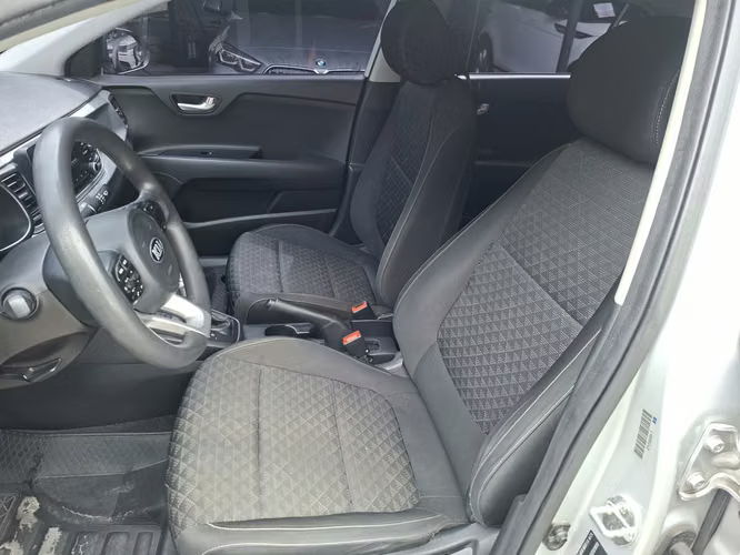 Kia Rio 2018 - Imagen 7