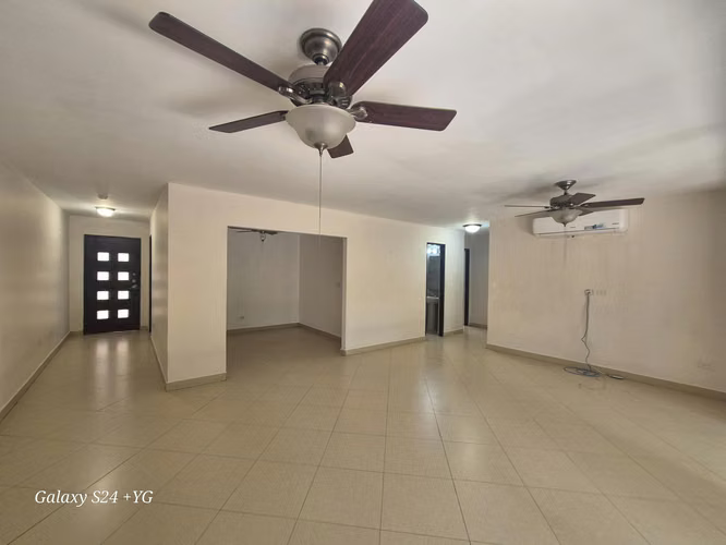 VENTA DE APARTAMENTO DE APARTAMENTO EN PH EMBASSY CLUD - Imagen 4
