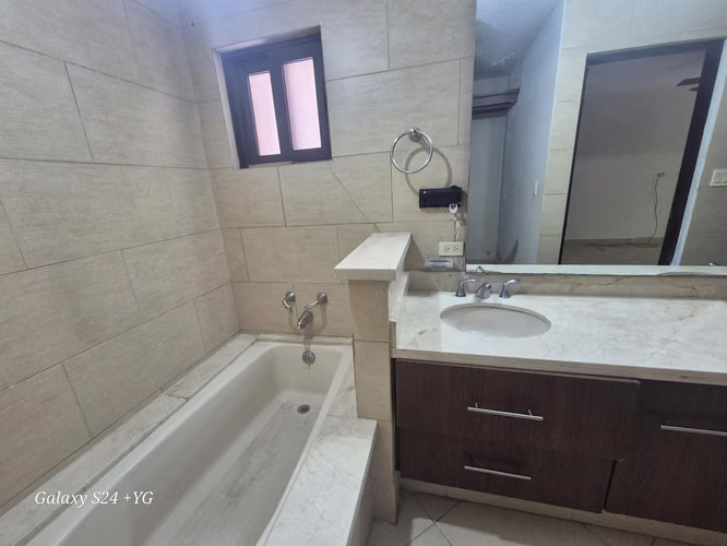 VENTA DE APARTAMENTO DE APARTAMENTO EN PH EMBASSY CLUD - Imagen 15