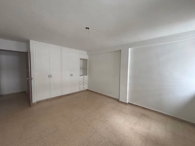 VENTA DE APARTAMENTO EN BELLA VISTA - Imagen 11
