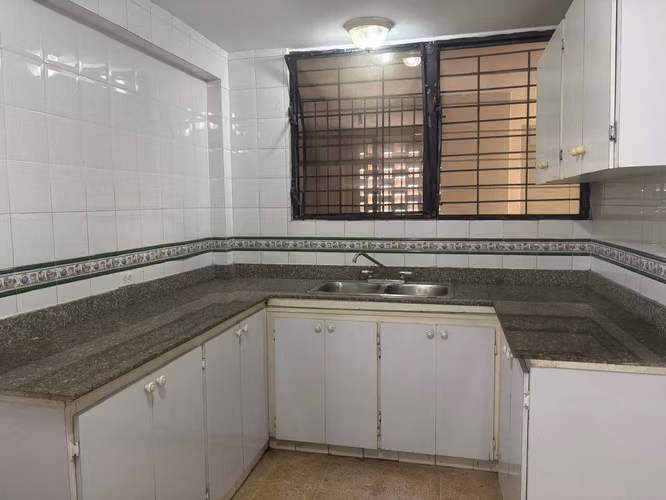 VENTA DE APARTAMENTO EN BELLA VISTA - Imagen 2