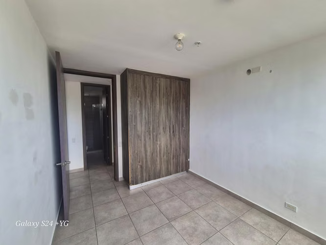 VENTA DE APARTAMENTO EN PH HACIENDA GOLF - Imagen 12