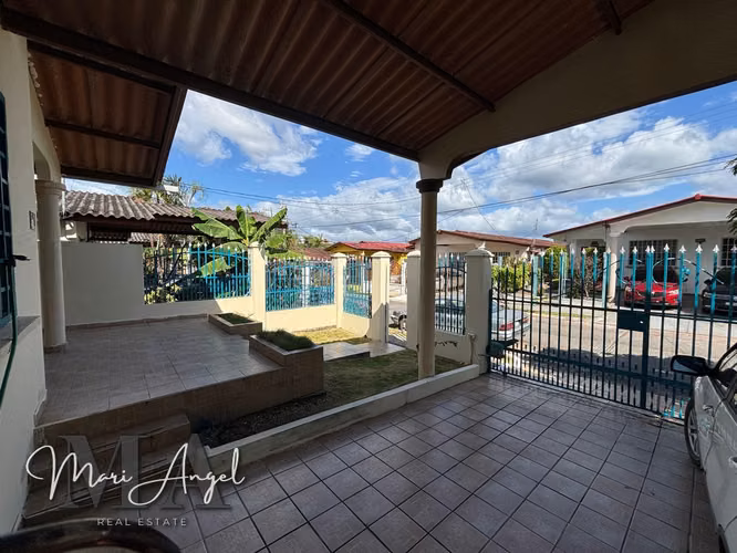 VENTA DE CASA EN BRISAS DEL GOLF - Imagen 6