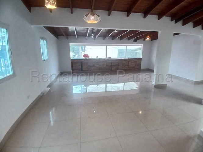 Alquiler Casa Comercial Nuevo Paitilla - YD