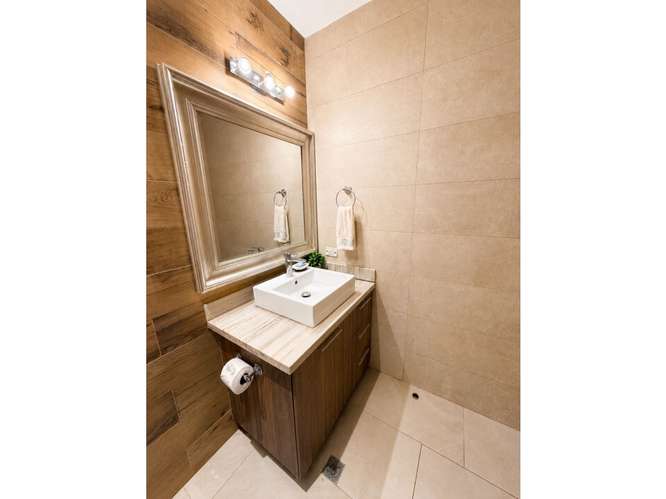 VENDO APARTAMENTO PLAYA ESCONDIDA