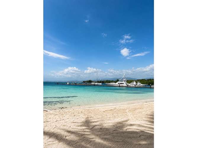 VENDO APARTAMENTO PLAYA ESCONDIDA