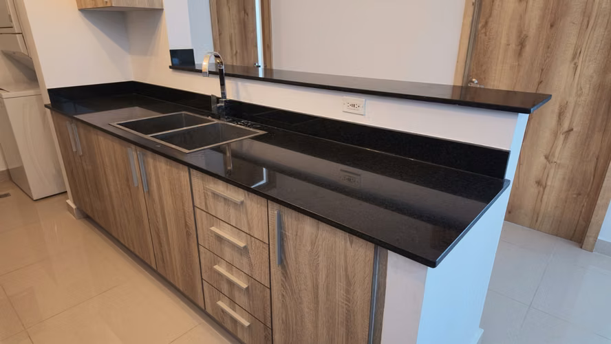 ALQUILER APARTAMENTO EN HATO PINTADO - Imagen 4