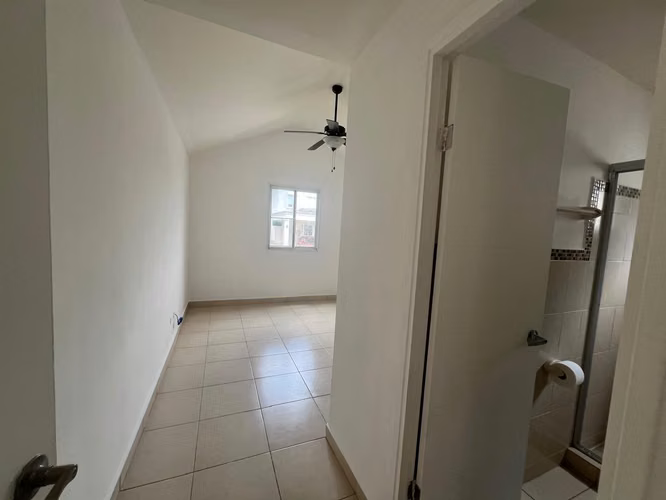 Vendo casa en Playa dorada - Imagen 8