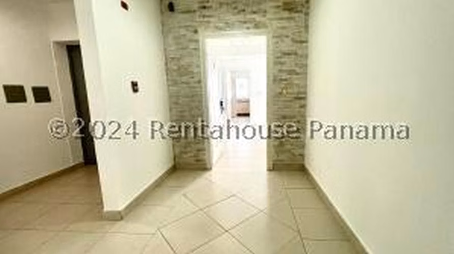 27-1757RGG San Francisco apartamento VENTA 205m2 $1,540 x m2. Contáctenos si sabe de oportunidad!