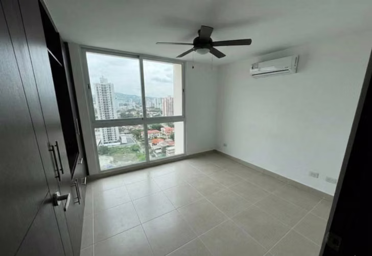 Apartamento en Condado del Rey I con balcon y ubicación estratégica - Imagen 12