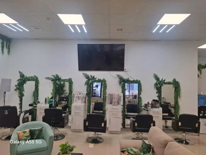 Se traspasa salón de belleza por mudanza - Imagen 5