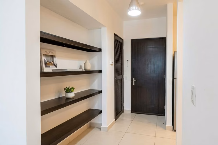 Apartamento en Avenida Balboa I con Balcón y Vista al mar - Imagen 10