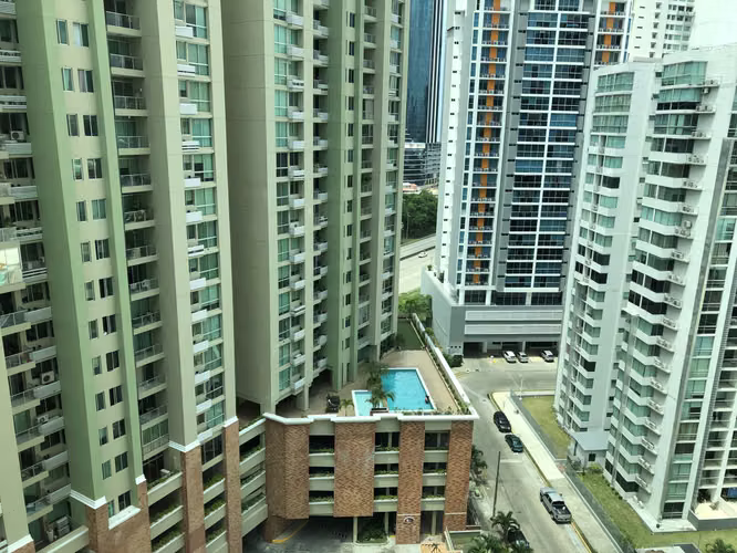 Apto Amoblado 2 Rec/2 Baños en Costa del Este — Vista y Amenidades · $1,150 - Imagen 14