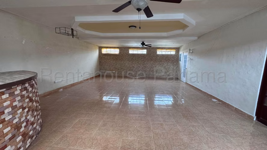 Venta Casa Chanis - YD