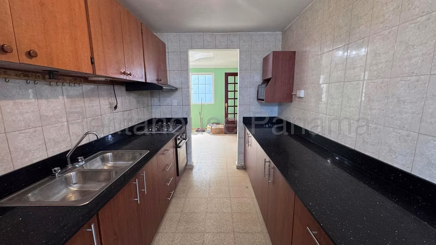 Venta Casa Chanis - YD