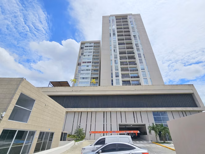 Venta de Apartamento en PH Portoalegre - Villa Lucre. Haga una oferta
