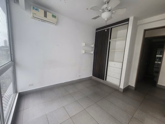 Se alquila apartamento en Vía España - Imagen 10