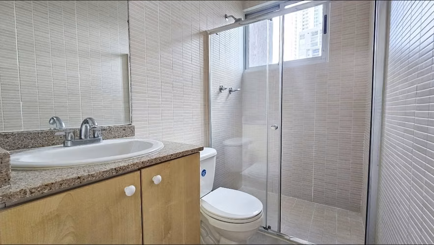 ALQUILER DE APARTAMENTO EN COSTA DEL ESTE P.H SEVILLA - Imagen 8