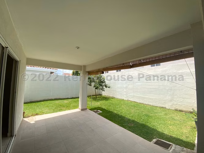 Alquiler de Casa con Línea blanca en Versalles Reserva de Versalles EC - Imagen 18