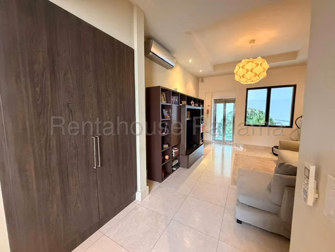 Alquiler de Casa en Santa Maria Fairway States SN - Imagen 10