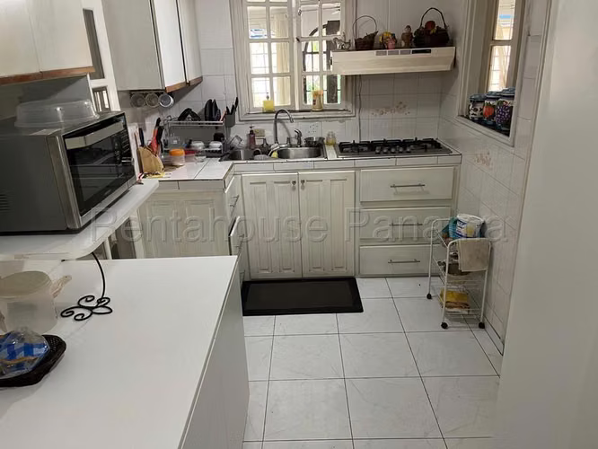 Casa en Venta en Parque Lefevre  JG - Imagen 8