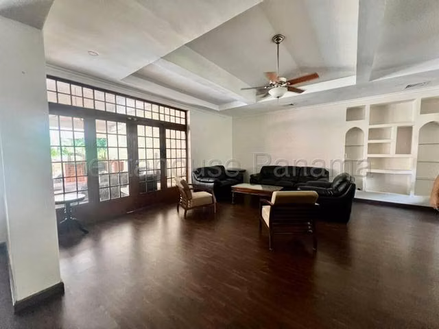 Casa en alquiler en Albrook 27LRL1285 - Imagen 2