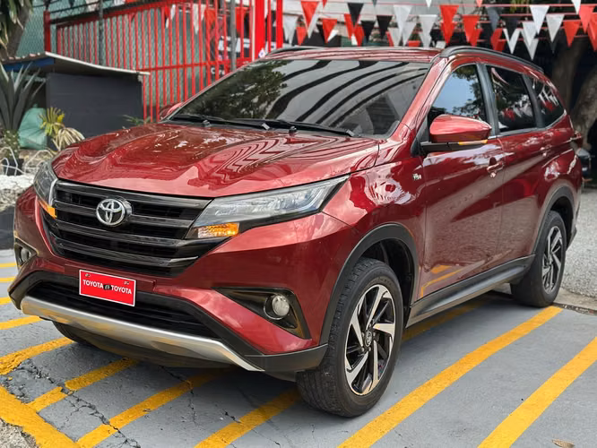 TOYOTA RUSH