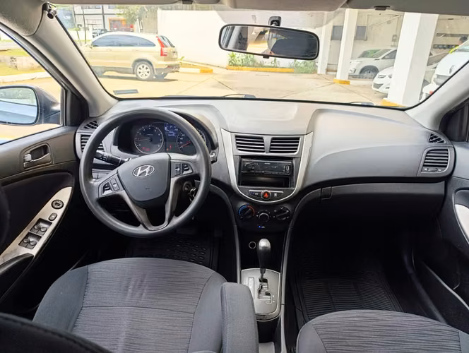 HYUNDAI ACCENT 2019 AUTOMATICO - Imagen 7