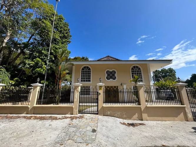 Diablo. 994mts 3r 3.5b cbe den patio $550,000.00neg - Imagen 2