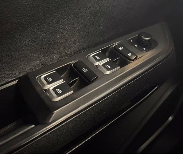 Vendo Geely Okavango 2023
