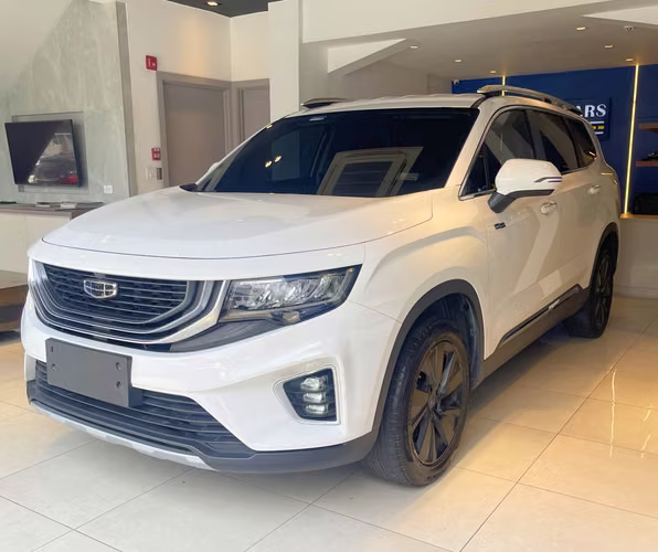 Vendo Geely Okavango 2023