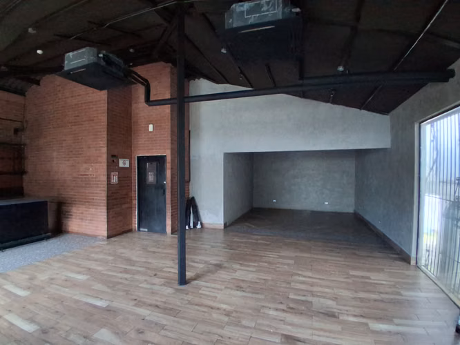 Casa Coco del Mar, 750mts, 4 despachos, $1,800,000 neg