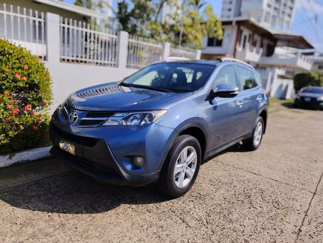 TOYOTA RAV4 2014 AUTOMÁTICA NEGOCIABLE - Imagen 2